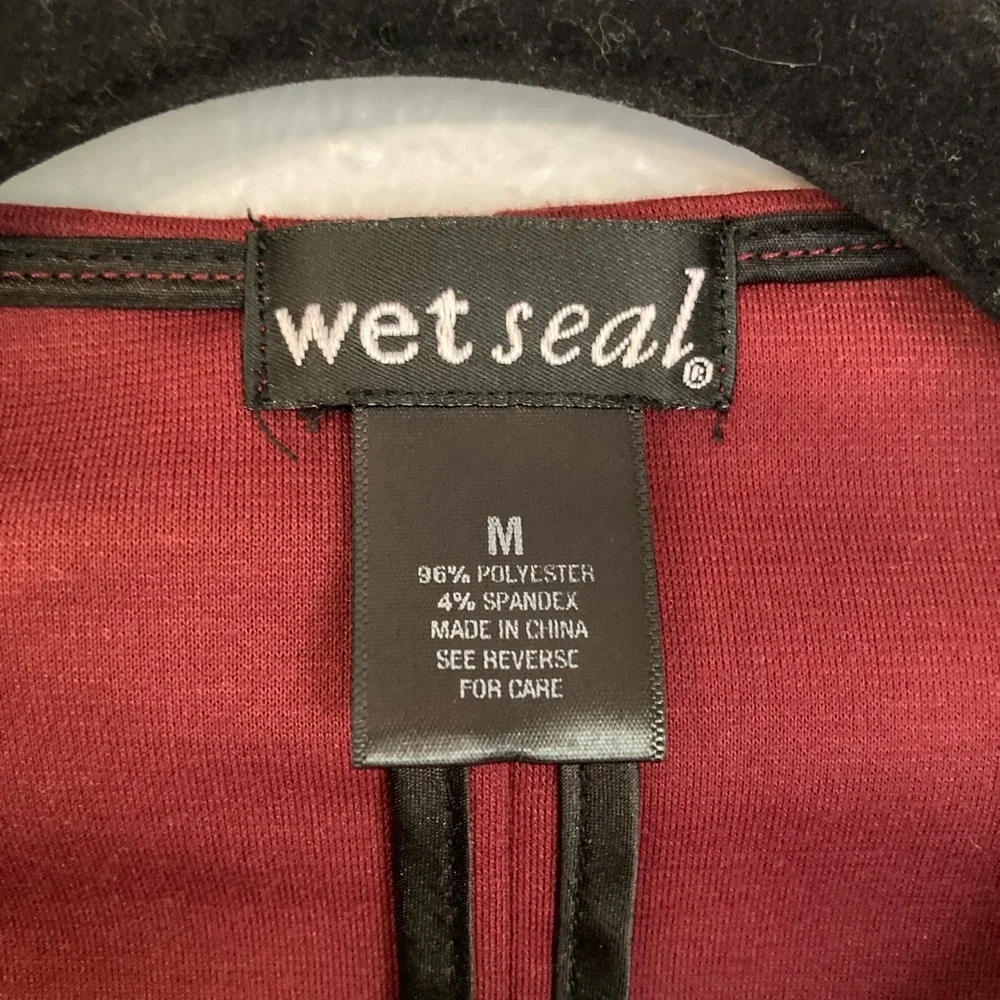 Wet Seal Red Blazer Asymmetrical Zipper Cropped - Picture 6 of 6